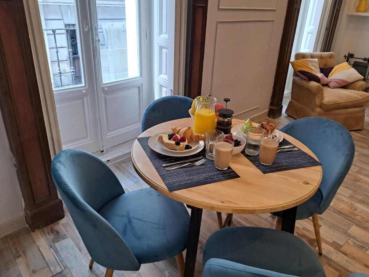 Chueca Modern Apartment Madrid Eksteriør billede